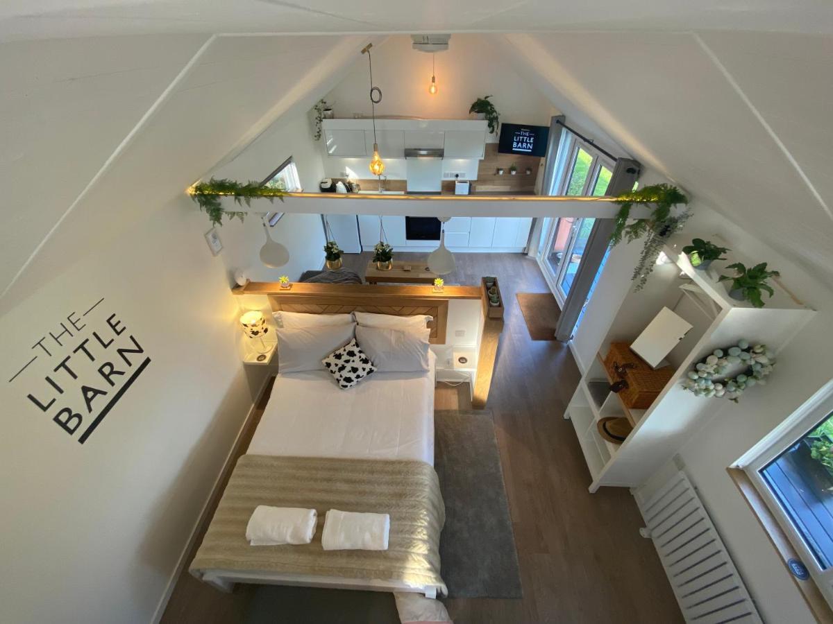 The Little Barn *